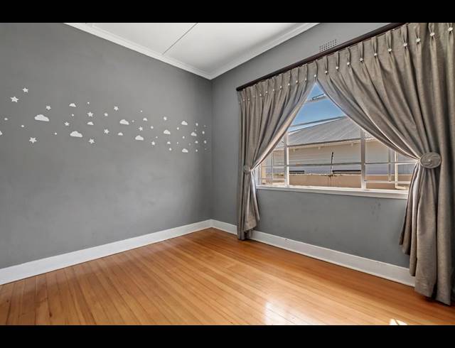 3 BEDROOM HOUSE FOR SALE IN GREENSIDE